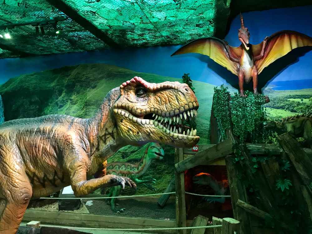 Ausflug für die ganze Familie - das Dinoland