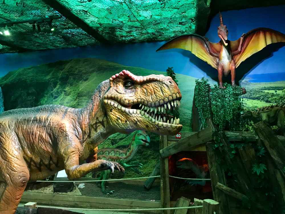 Ein tolles Ausflugsziel in Tirol: Das Dinoland in Terfens