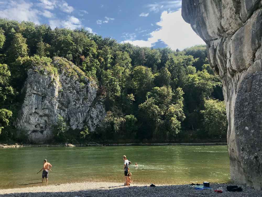 Der Donaudurchbruch und das Kloster Weltenburg - berühmt in Bayern!