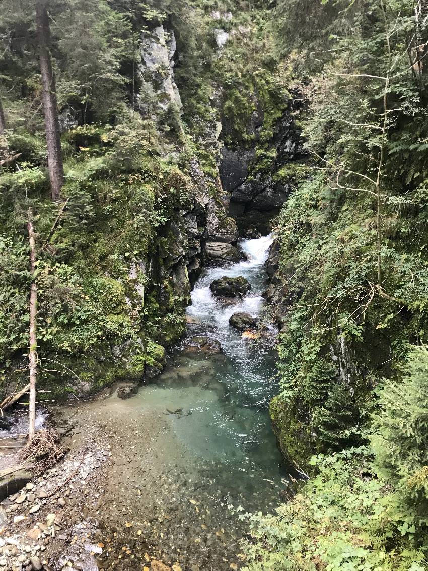 20 Minuten dauert die Gilfenklamm Wanderung bis zu dieser beeindruckenden Stelle in der Klamm