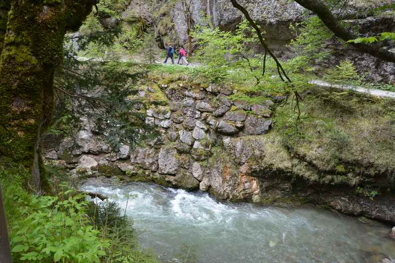 Durch die Kundler Klamm wandern in Tirol