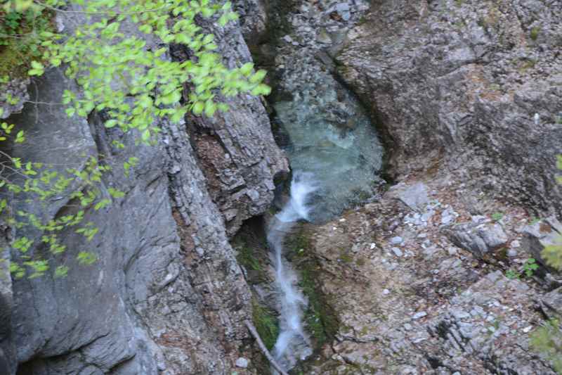 Blick in die Weissenbachklamm am Achensee