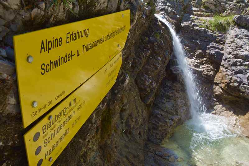 Die große Gumpe am Ende der großen Wolfsschlucht, hier geht die Wanderung hinauf zur Blaubergalm