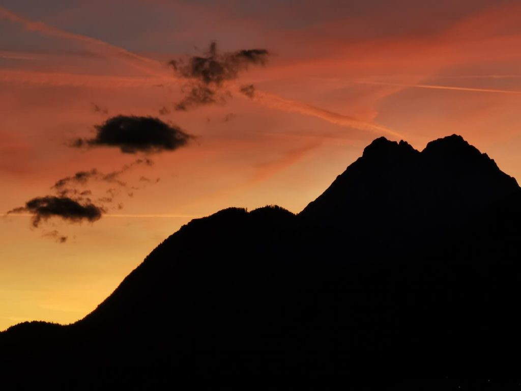 Sollte man erlebt haben, einen Sonnenuntergang oder Sonnenaufgang im Karwendelgebirge 