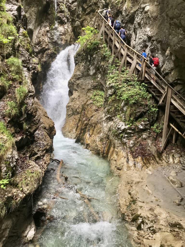 Durch die Wolfsklamm über den Klammsteig zum Kloster wandern