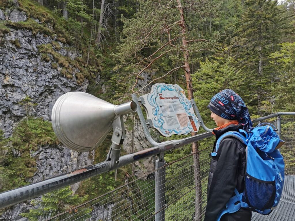 Mit den Stationen über den Klammgeist wird die Leutaschklamm zur Geisterklamm