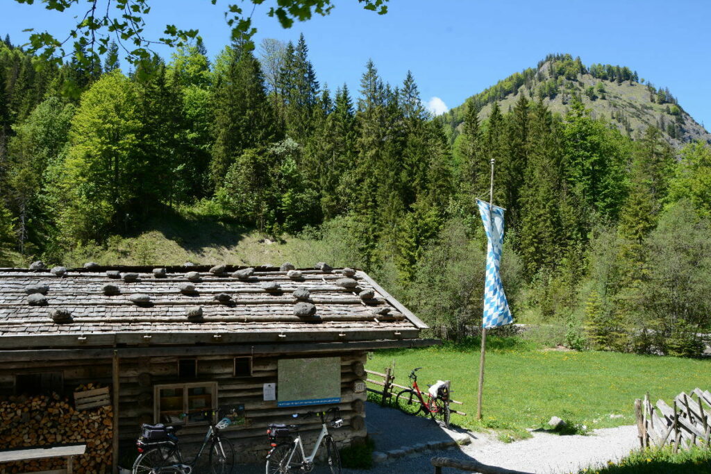 Hier kommen wir auf unserer Wolfsschlucht Wanderung in Wildbad Kreuth vorbei