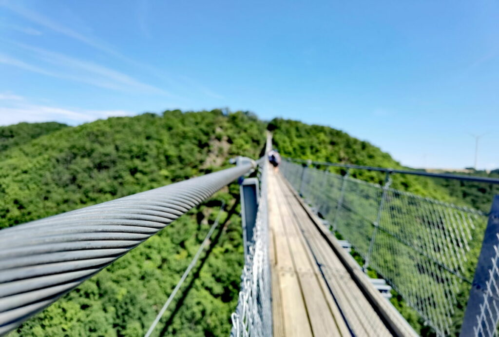 Eine große Brücke über die Wolfsklamm?